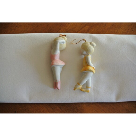 Lot of 2 Vintage 1990s Porcelain Bisque Ballerina Ornaments Lillian Vernon 3.75" - Picture 4 of 10